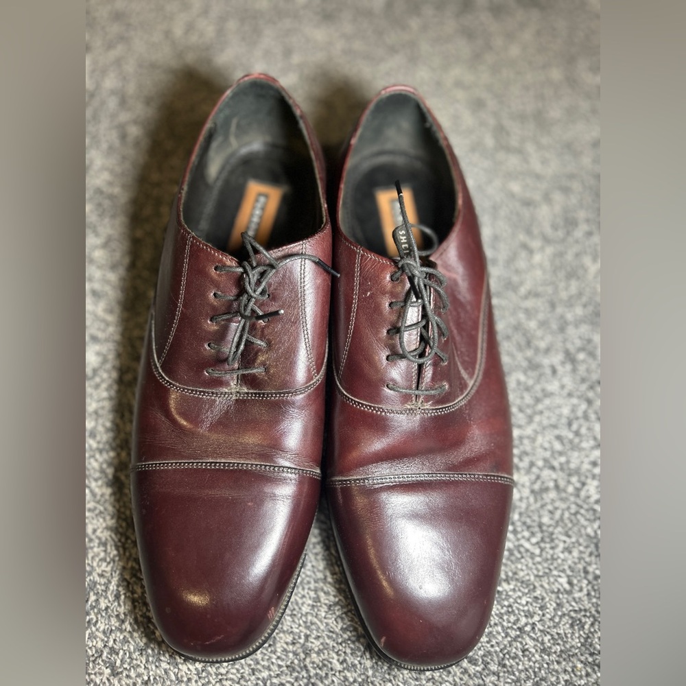 VTG Florsheim Corbetta Cap Toe Oxfords